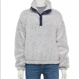 Brand-So gray Sherpa sweater. Size S.